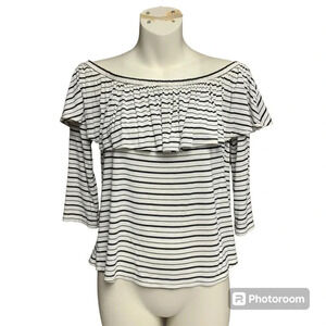 American Eagle Outfitters size small on/off shoulder cream/black ruffled top